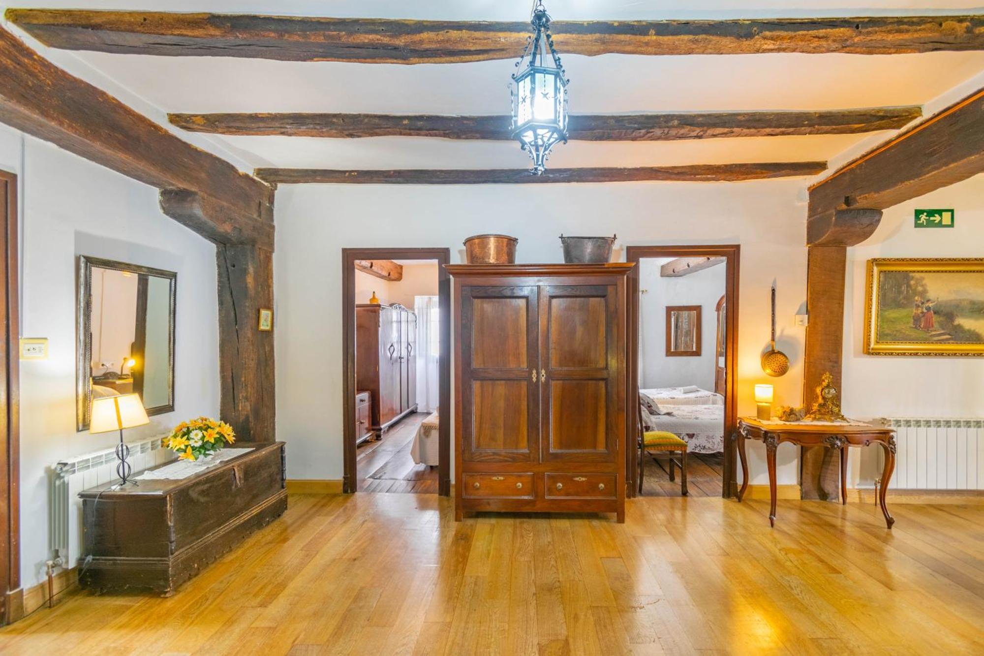 Casa Rural Arotzenia, Hogar Rustico En Pleno Valle De La Ulzama Lizaso Eksteriør bilde